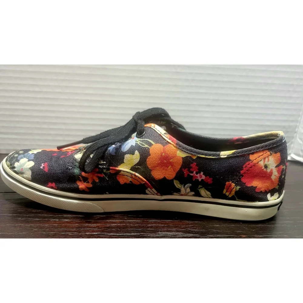 Vans Womens Old Skool Lo Pro Black Garden Floral Lace-Up Sneakers, Size 6.5